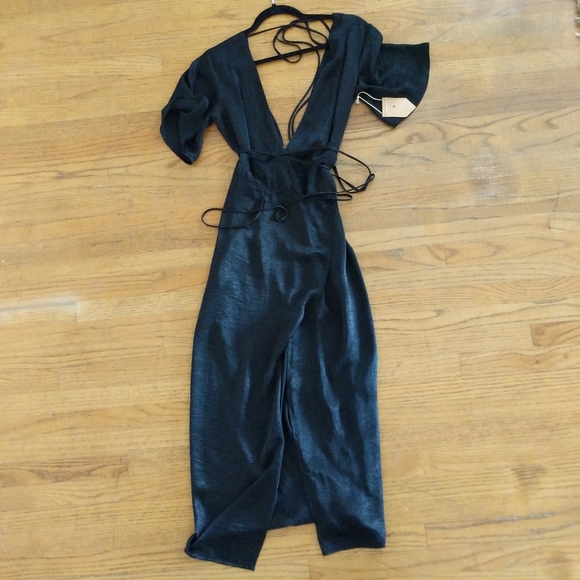 XS WHIMSY & ROW BLACK LOLA WRAP DRESS✨ - Picture 7 of 8